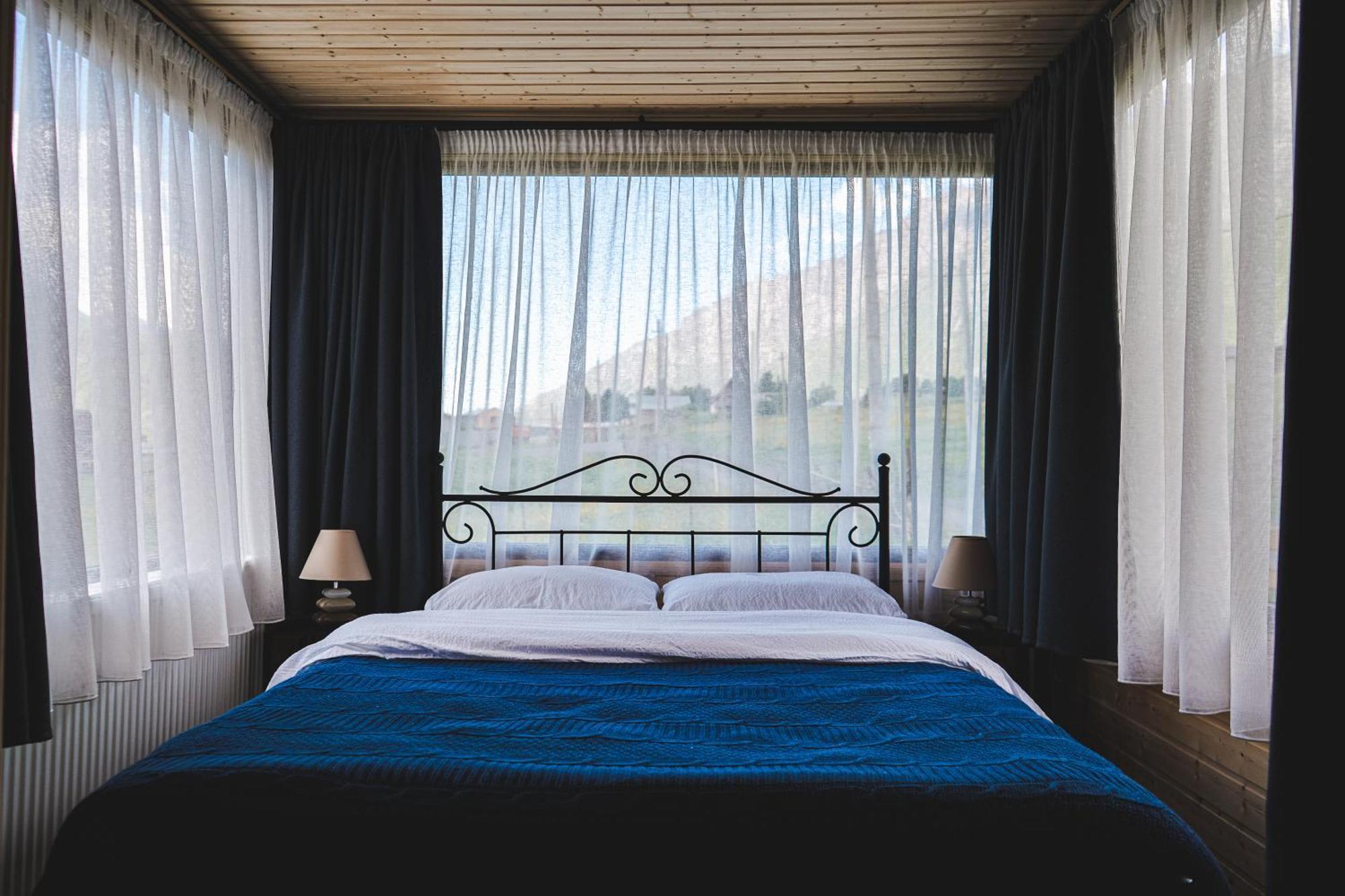 Traveler'S Cottages In Kazbegi Εξωτερικό φωτογραφία