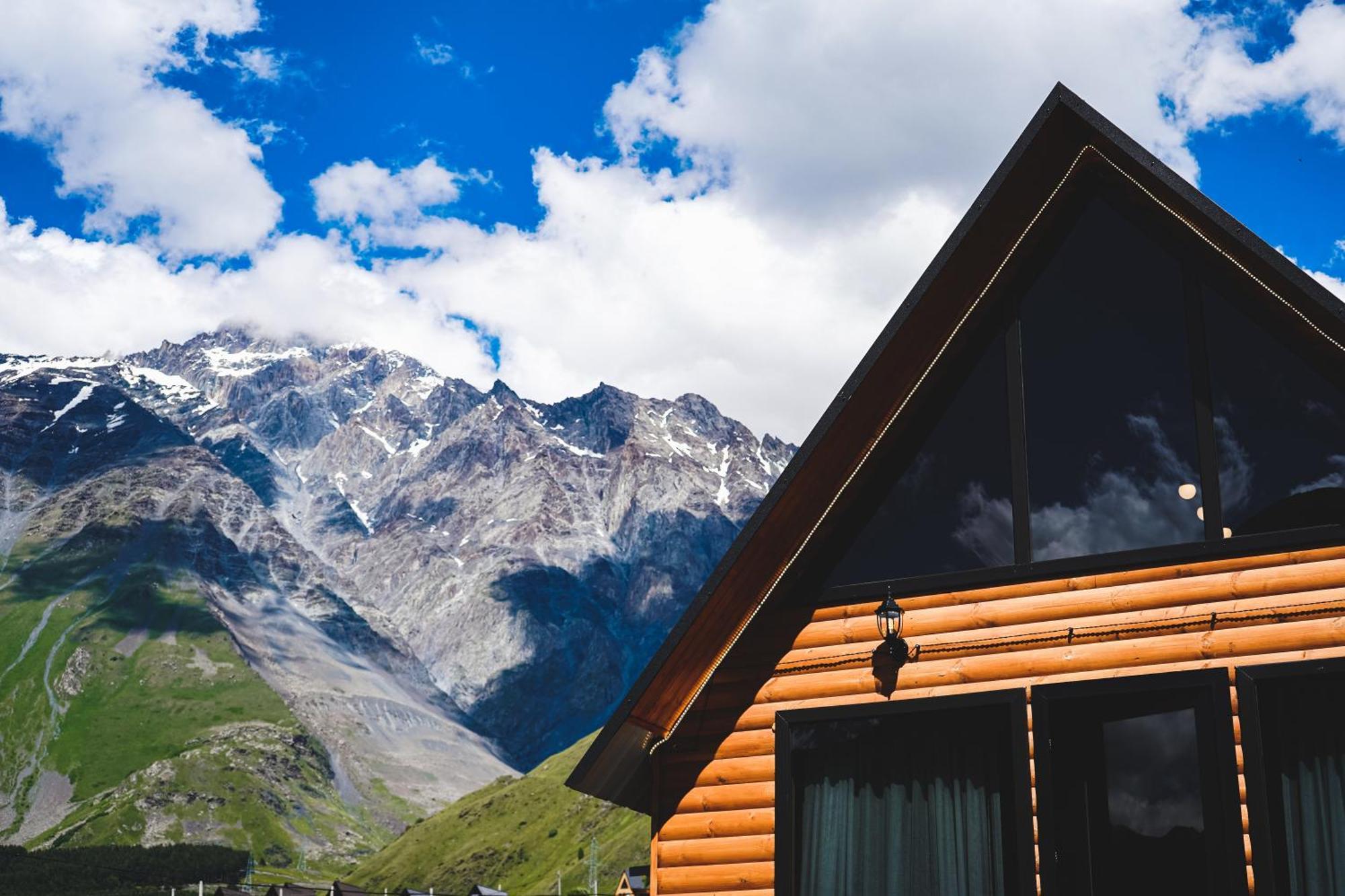 Traveler'S Cottages In Kazbegi Εξωτερικό φωτογραφία